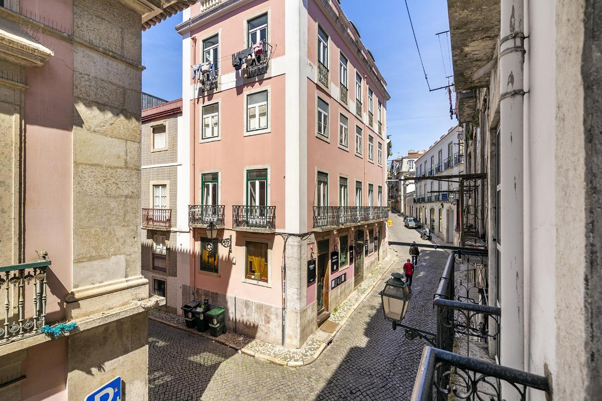 Whome Stylish Family Residence In The Heart Of Chiado Lisboa Exterior foto