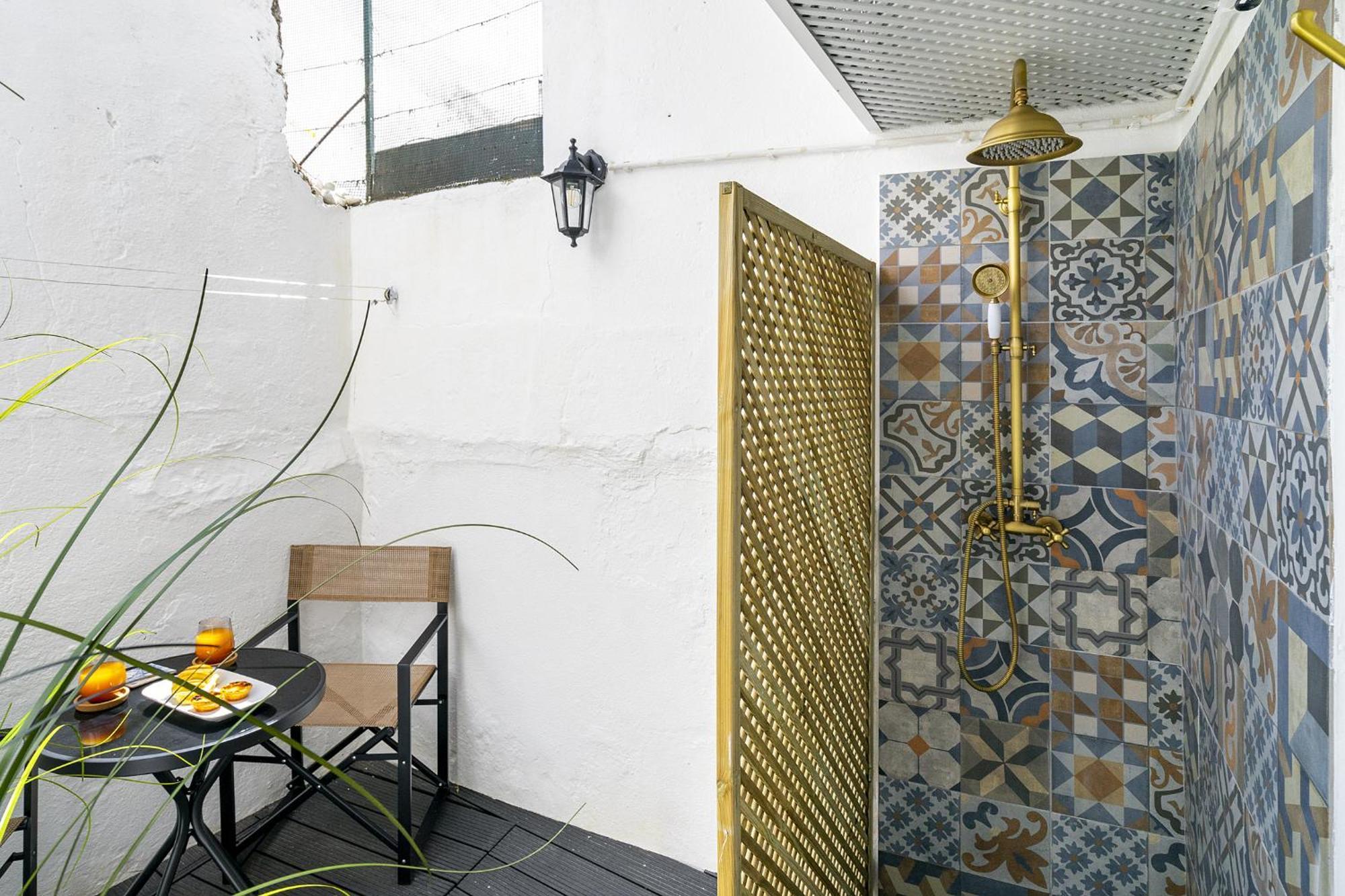 Whome Stylish Family Residence In The Heart Of Chiado Lisboa Exterior foto